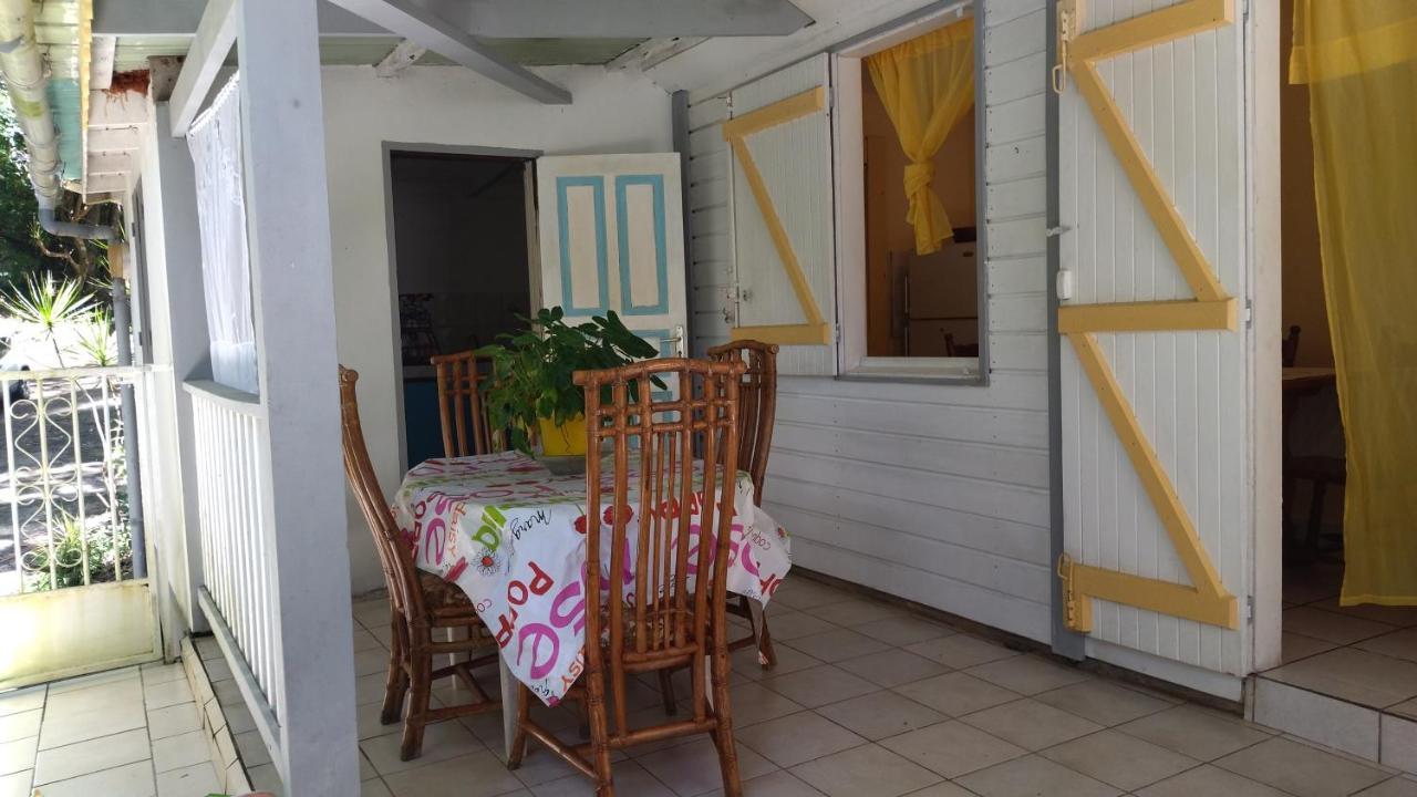 La Creoline Appartement *